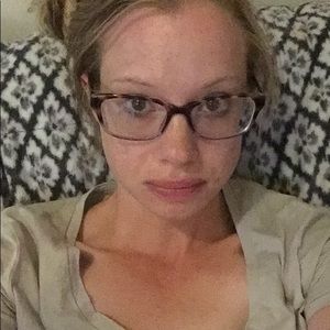 Meet your Posher, Mandy